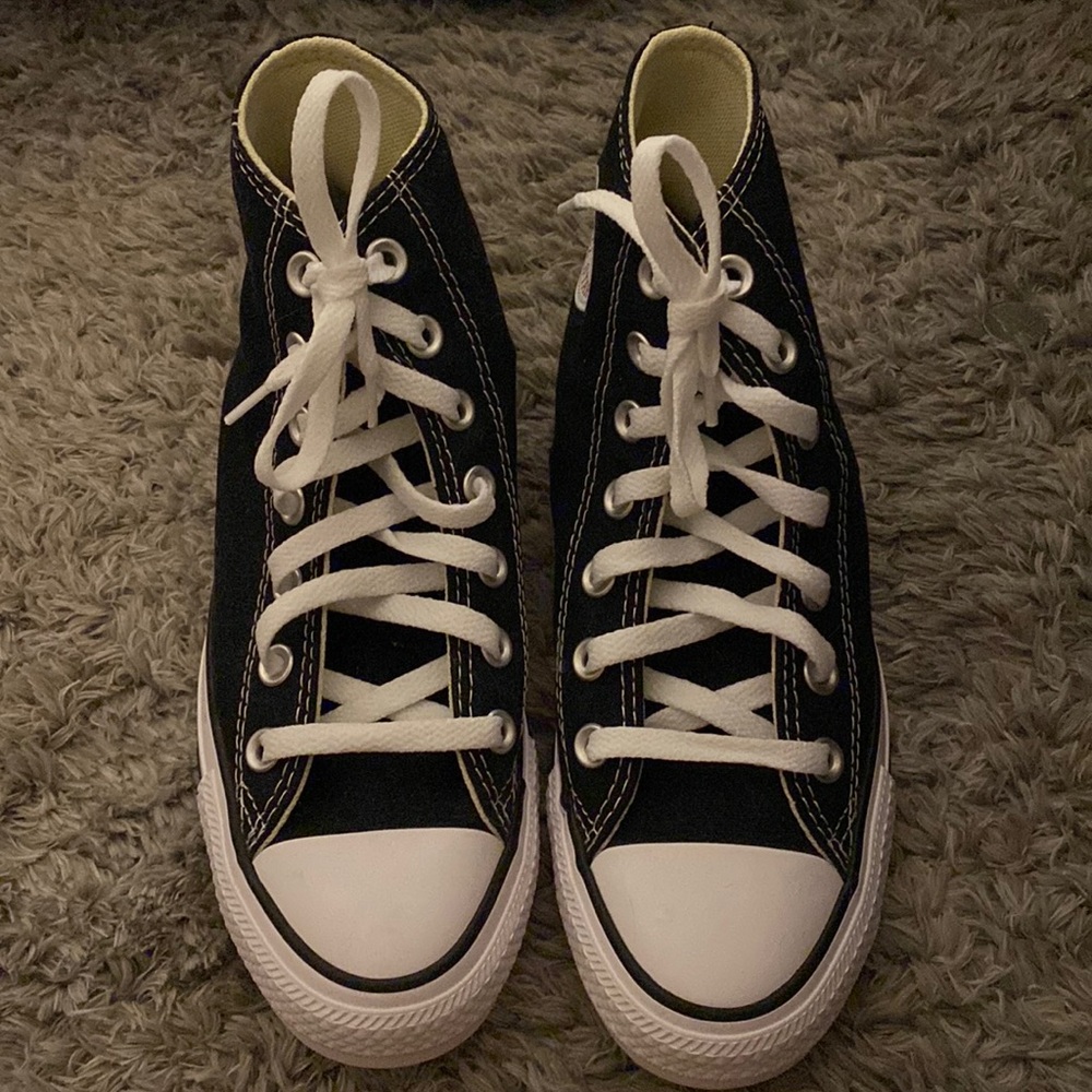 Converse Chuck Taylor All Stars High Top. Size 4 mens 6 in women's. Never worn